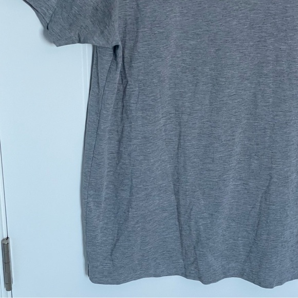 Rhône Element V-Neck Tee Lightweight Everyday Cotton T-Shirt 35292 - Picture 4 of 12